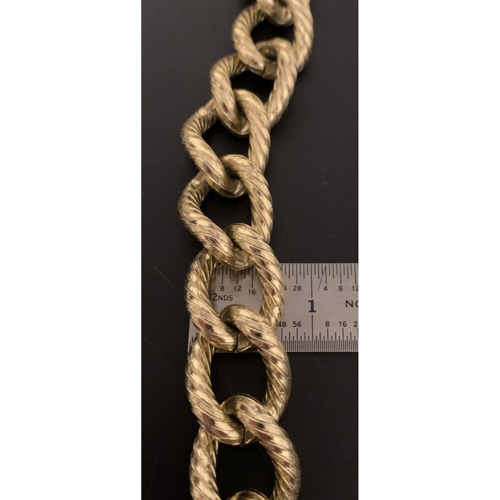 Vintage Chunky Twisted Rope Necklace Gold Tone Toggle Clasp 19” - Picture 5 of 6